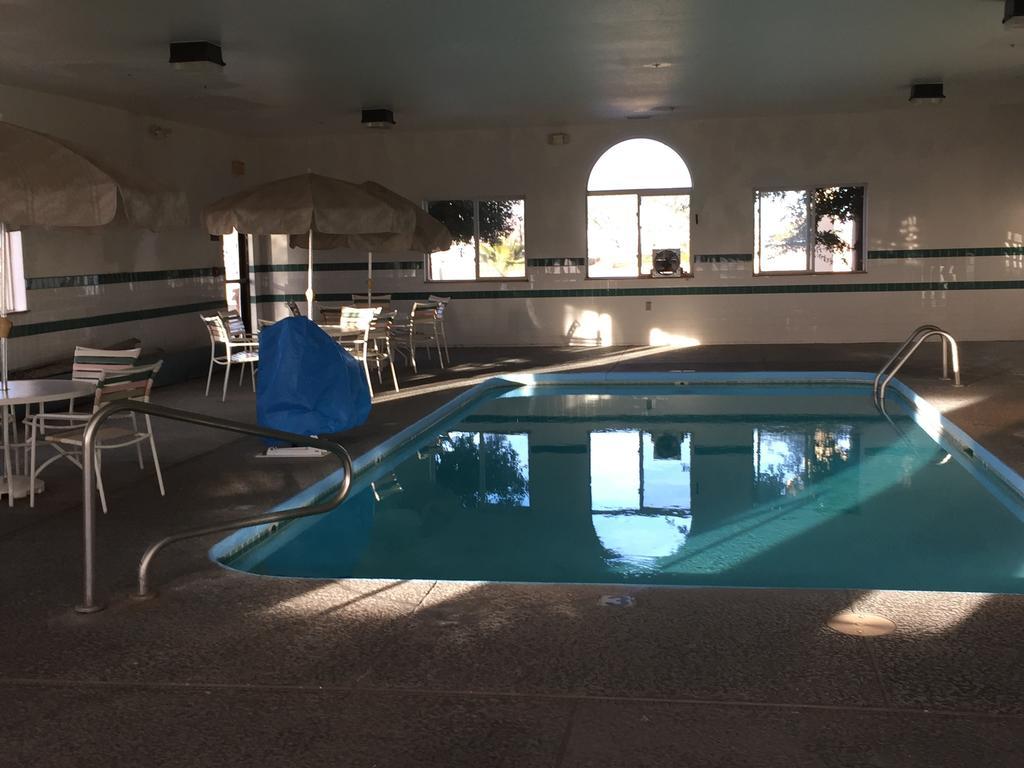 Super 8 By Wyndham Willcox Motel Екстериор снимка