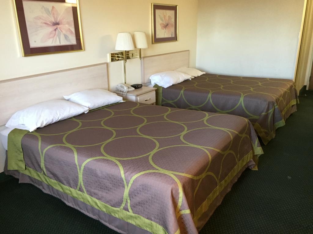 Super 8 By Wyndham Willcox Motel Стая снимка