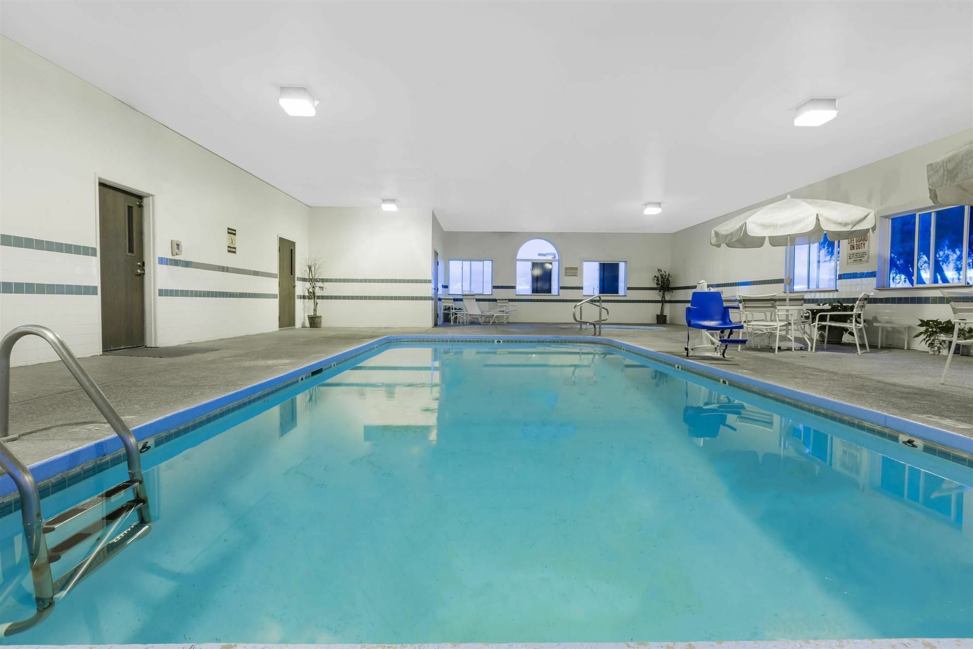 Super 8 By Wyndham Willcox Motel Екстериор снимка